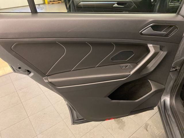 2022 Volkswagen Tiguan 2.0T SEL R-Line