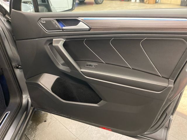 2022 Volkswagen Tiguan 2.0T SEL R-Line