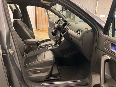 2022 Volkswagen Tiguan 2.0T SEL R-Line
