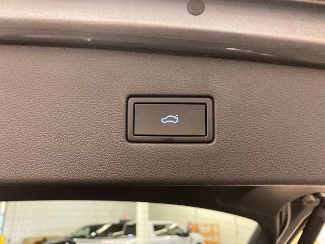 2022 Volkswagen Tiguan 2.0T SEL R-Line