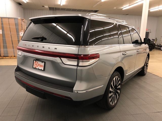 2022 Lincoln Navigator Black Label