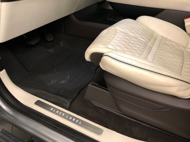 2022 Lincoln Navigator Black Label