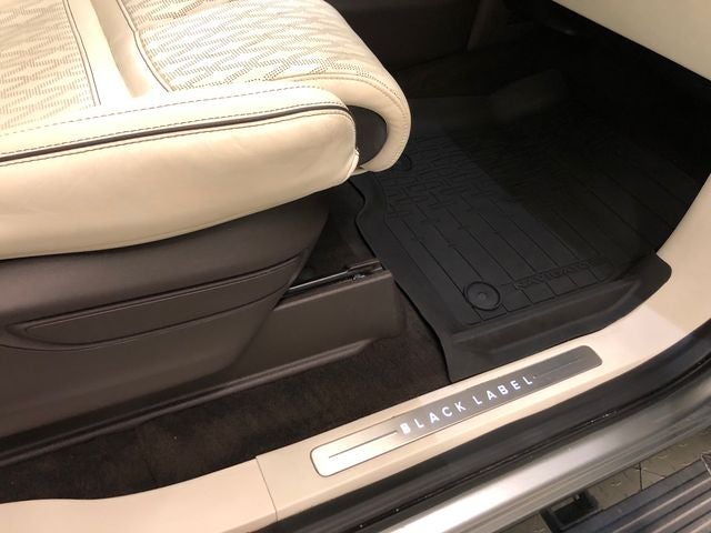 2022 Lincoln Navigator Black Label