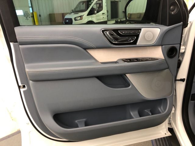 2021 Lincoln Navigator L Black Label