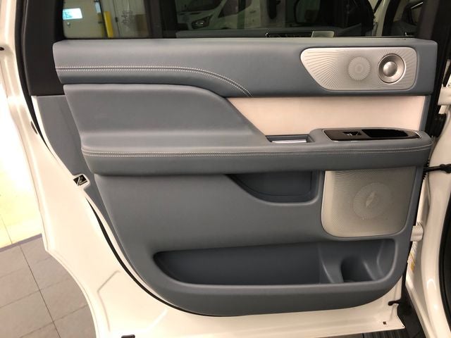 2021 Lincoln Navigator L Black Label