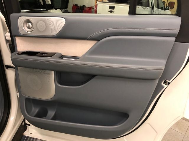 2021 Lincoln Navigator L Black Label