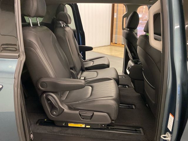 2026 Kia Carnival SX DARK EDITION PACKAGE