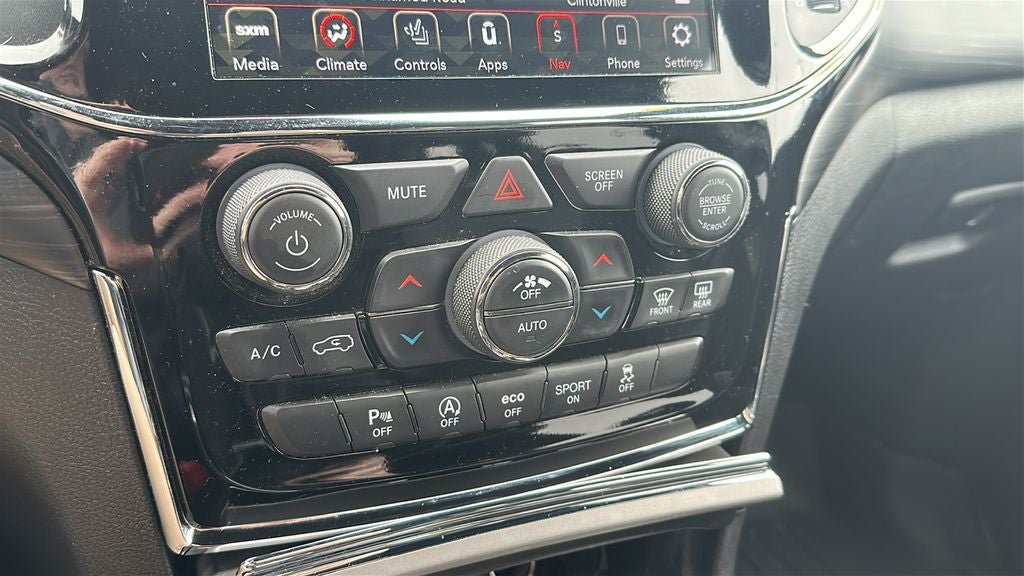 2021 Jeep Grand Cherokee Laredo X 4x4