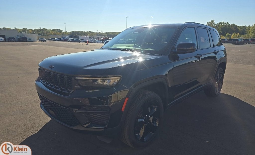 2025 Jeep Grand Cherokee Altitude X 4x4