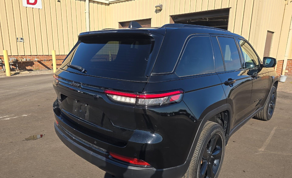2025 Jeep Grand Cherokee Altitude X 4x4