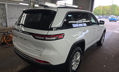 2025 Jeep Grand Cherokee Laredo X 4x4