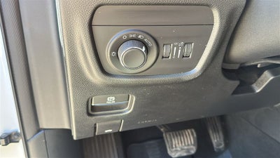 2023 Jeep Grand Cherokee Laredo 4x4