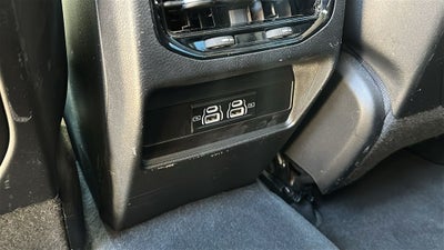 2023 Jeep Grand Cherokee Laredo 4x4