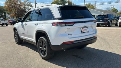 2027 Jeep Grand Cherokee GRAND CHEROKEE LAREDO ALTITUDE 4X4