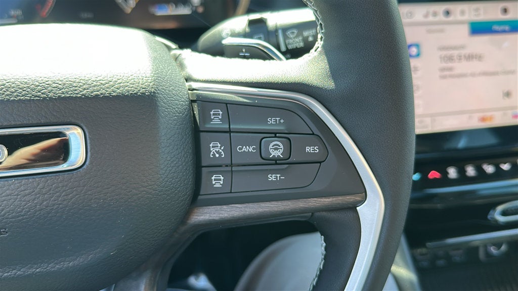 2027 Jeep Grand Cherokee GRAND CHEROKEE LIMITED 4X4