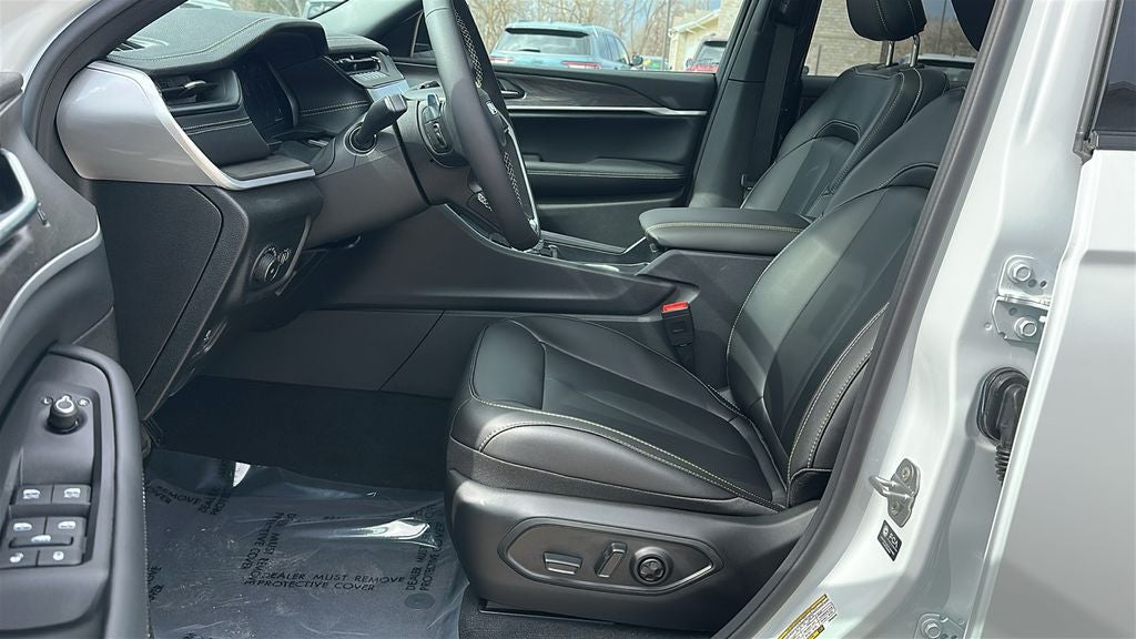 2026 Jeep Grand Cherokee GRAND CHEROKEE L LIMITED 4X4