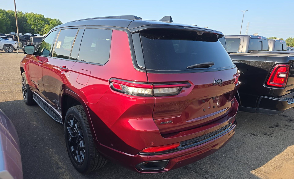2025 Jeep Grand Cherokee L Summit Reserve 4x4