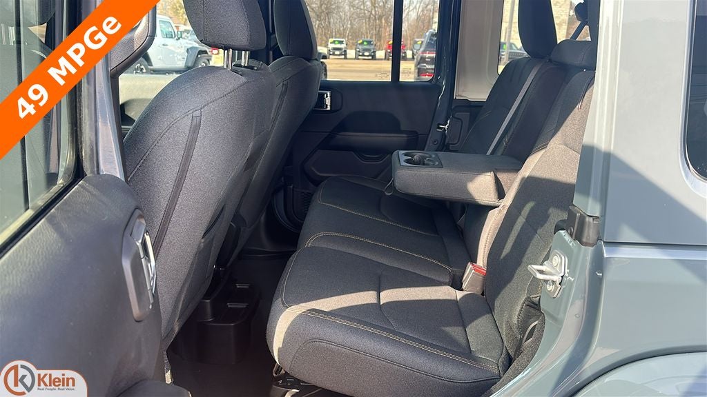 2025 Jeep Wrangler 4xe Sahara 4xe