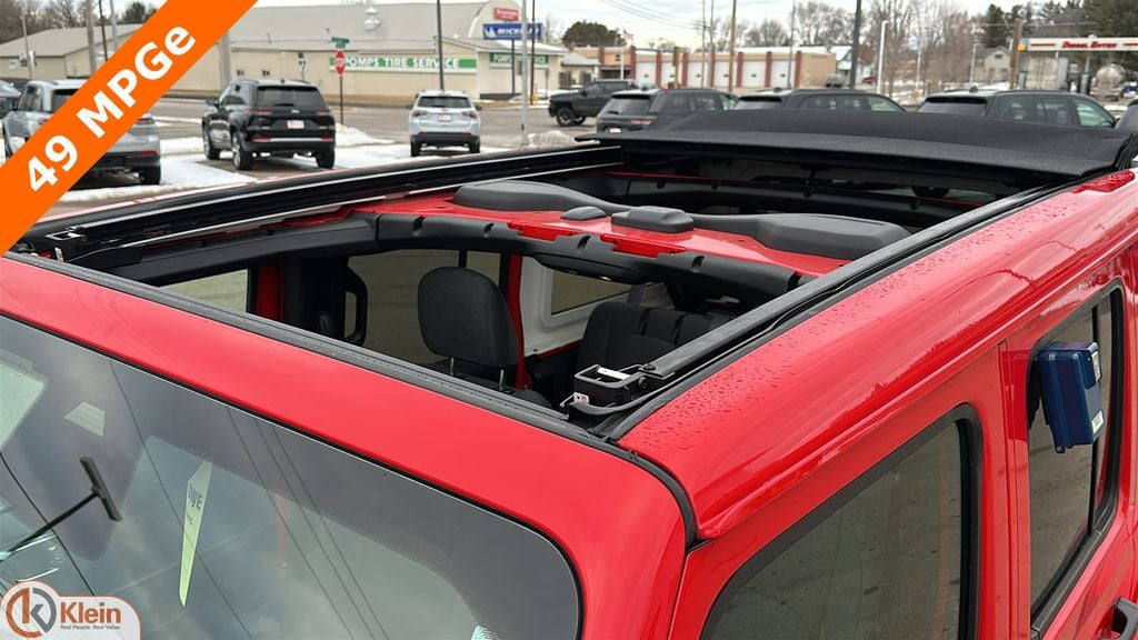 2025 Jeep Wrangler 4xe Sahara 4xe