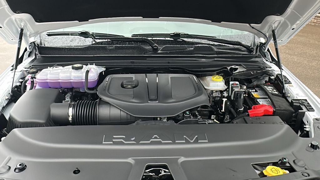 2026 RAM Ram 1500 RAM 1500 LONE STAR CREW CAB 4X4 5'7' BOX