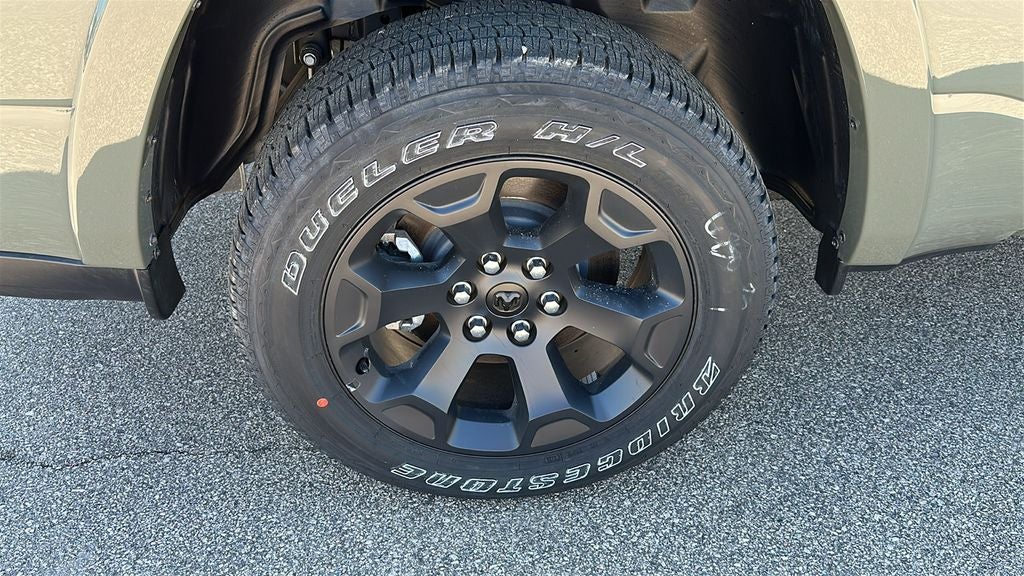 2026 RAM 1500 Big Horn Crew Cab 4x4 5'7' Box
