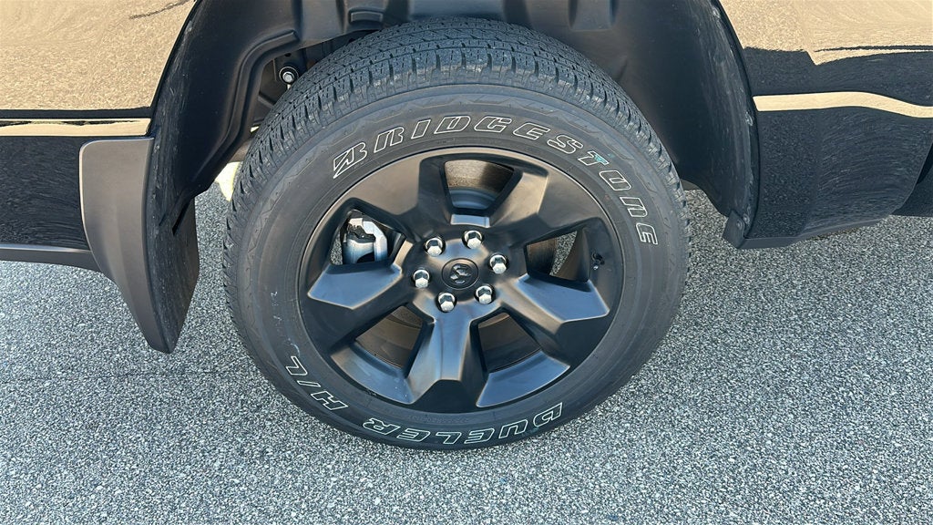 2024 RAM 1500 Tradesman Crew Cab 4x4 5'7' Box