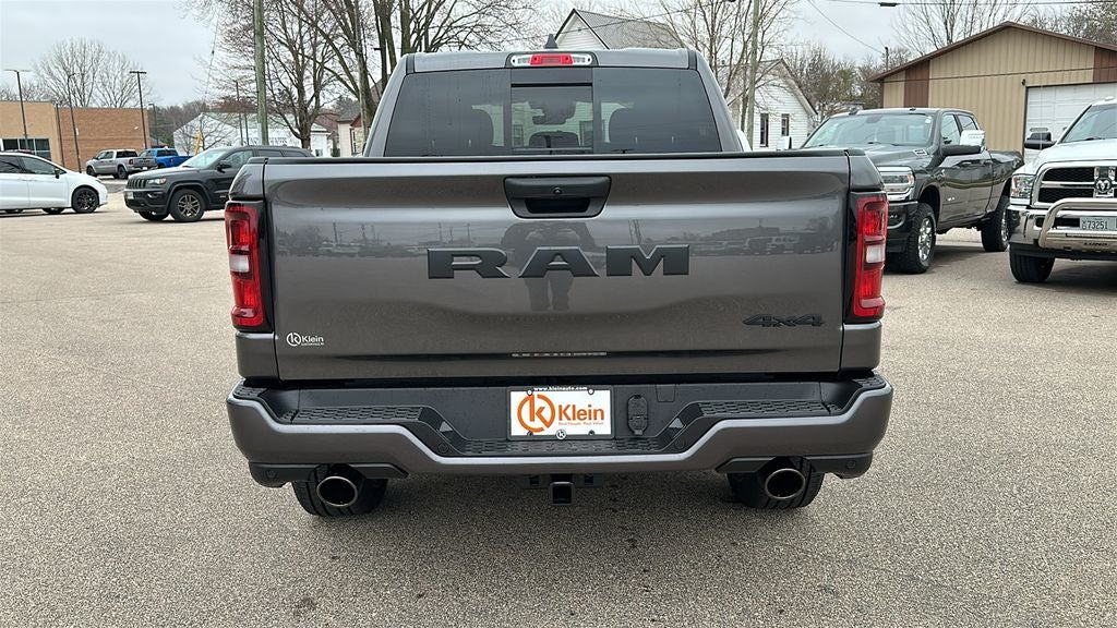 2026 RAM Ram 1500 RAM 1500 EXPRESS CREW CAB 4X4 5'7' BOX