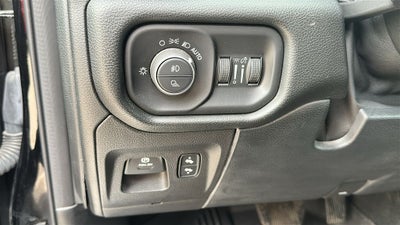 2021 RAM 1500 Laramie Crew Cab 4x4 5'7' Box