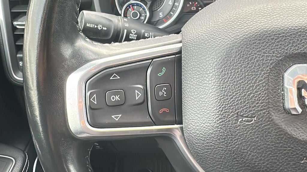 2021 RAM 1500 Laramie Crew Cab 4x4 5'7' Box