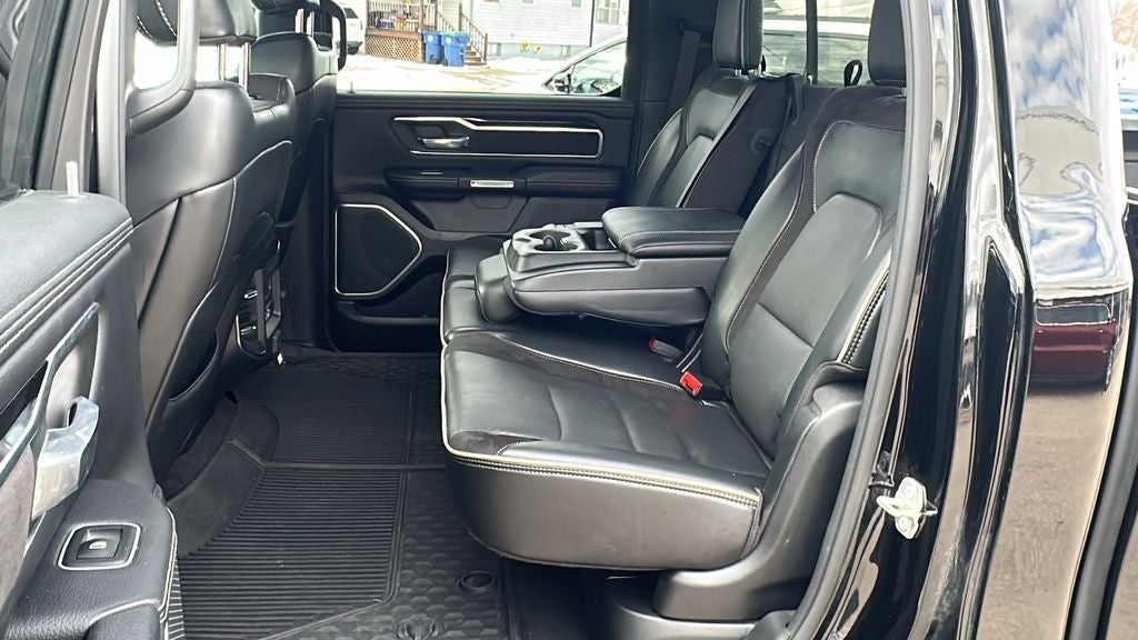 2021 RAM 1500 Laramie Crew Cab 4x4 5'7' Box