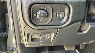 2026 RAM 1500 Laramie Crew Cab 4x4 5'7' Box