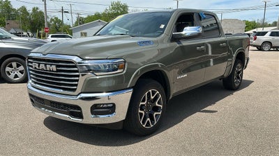 2026 RAM 1500 Laramie Crew Cab 4x4 5'7' Box