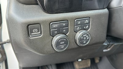 2022 Chevrolet Silverado 1500 4WD Crew Cab Short Bed RST
