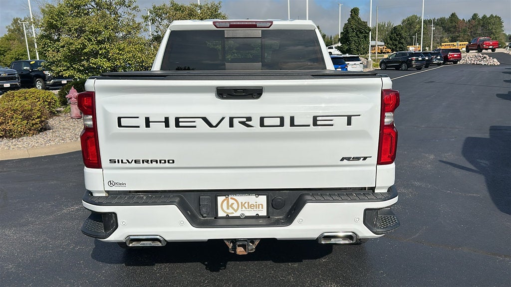 2022 Chevrolet Silverado 1500 4WD Crew Cab Short Bed RST