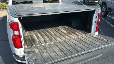 2022 Chevrolet Silverado 1500 4WD Crew Cab Short Bed RST