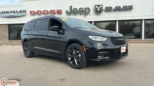 2026 Chrysler Pacifica PACIFICA LIMITED AWD