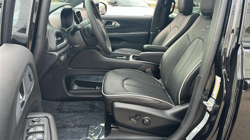 2026 Chrysler Pacifica PACIFICA LIMITED AWD