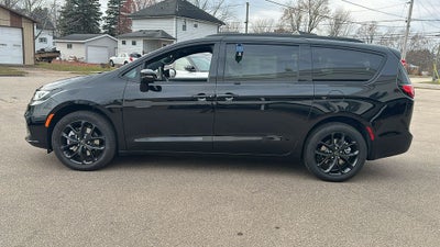 2026 Chrysler Pacifica PACIFICA LIMITED AWD