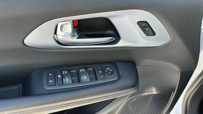 2026 Chrysler Pacifica PACIFICA LIMITED AWD