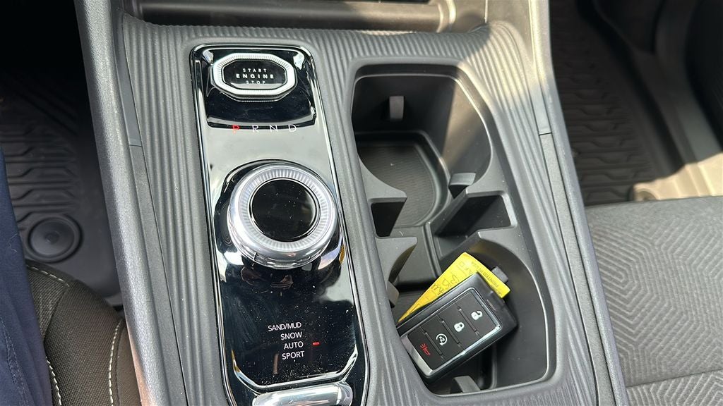 2026 Jeep Cherokee CHEROKEE LAREDO 4X4