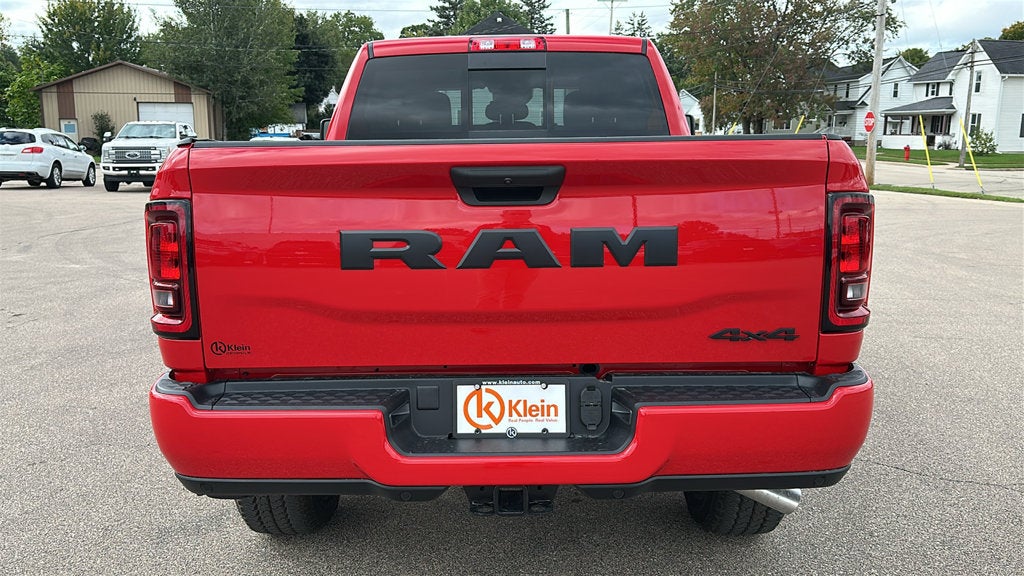 2027 RAM Ram 2500 RAM 2500 BLACK EXPRESS CREW CAB 4X4 6'4' BOX