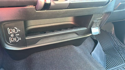 2025 RAM 2500 Tradesman Crew Cab 4x4 6'4' Box
