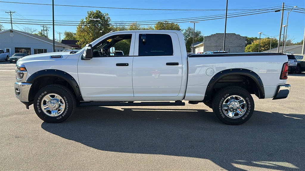 2025 RAM 2500 Tradesman Crew Cab 4x4 6'4' Box