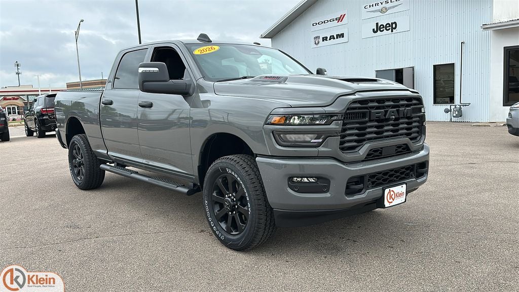 2026 RAM Ram 2500 RAM 2500 BLACK EXPRESS CREW CAB 4X4 6'4' BOX