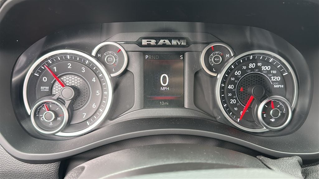 2026 RAM Ram 2500 RAM 2500 BLACK EXPRESS CREW CAB 4X4 6'4' BOX