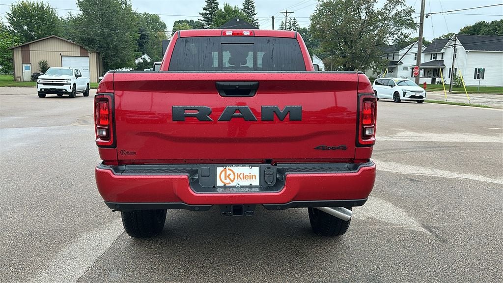 2027 RAM Ram 2500 RAM 2500 BLACK EXPRESS CREW CAB 4X4 6'4' BOX