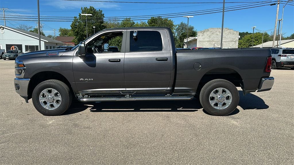 2025 RAM 2500 Big Horn Crew Cab 4x4 6'4' Box