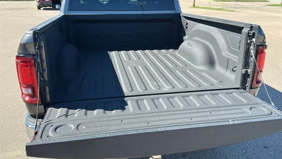 2025 RAM 2500 Big Horn Crew Cab 4x4 6'4' Box