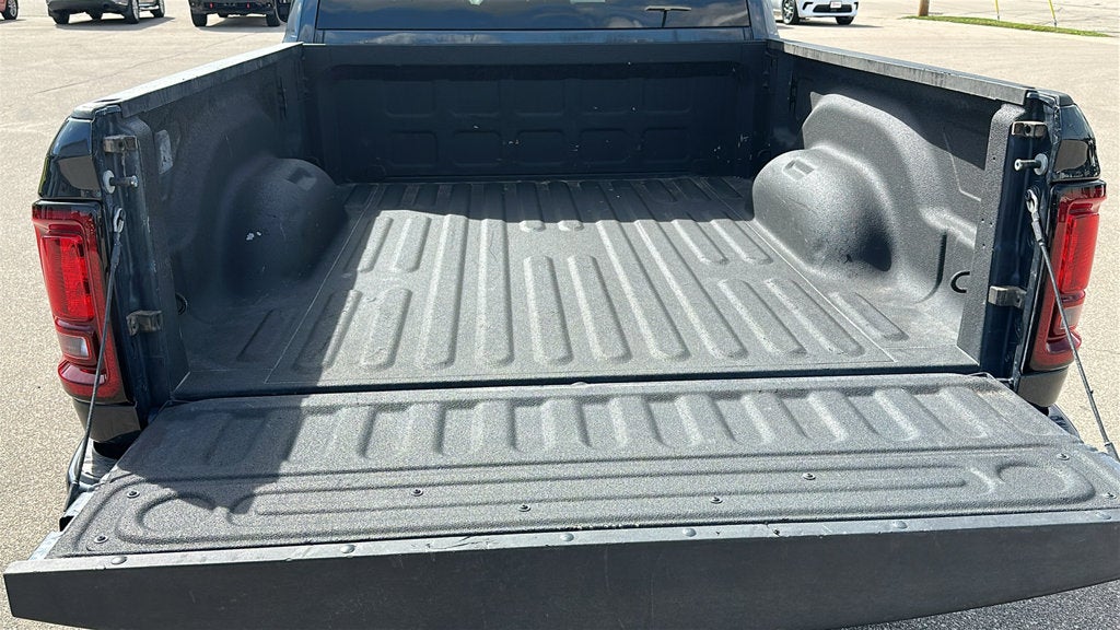 2025 RAM 2500 Big Horn NIGHT EDITION