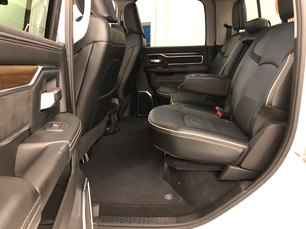 2024 RAM 2500 Laramie Crew Cab 4x4 6'4' Box